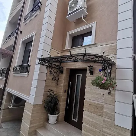 Apartment Family Boutique Residence-free Parking
